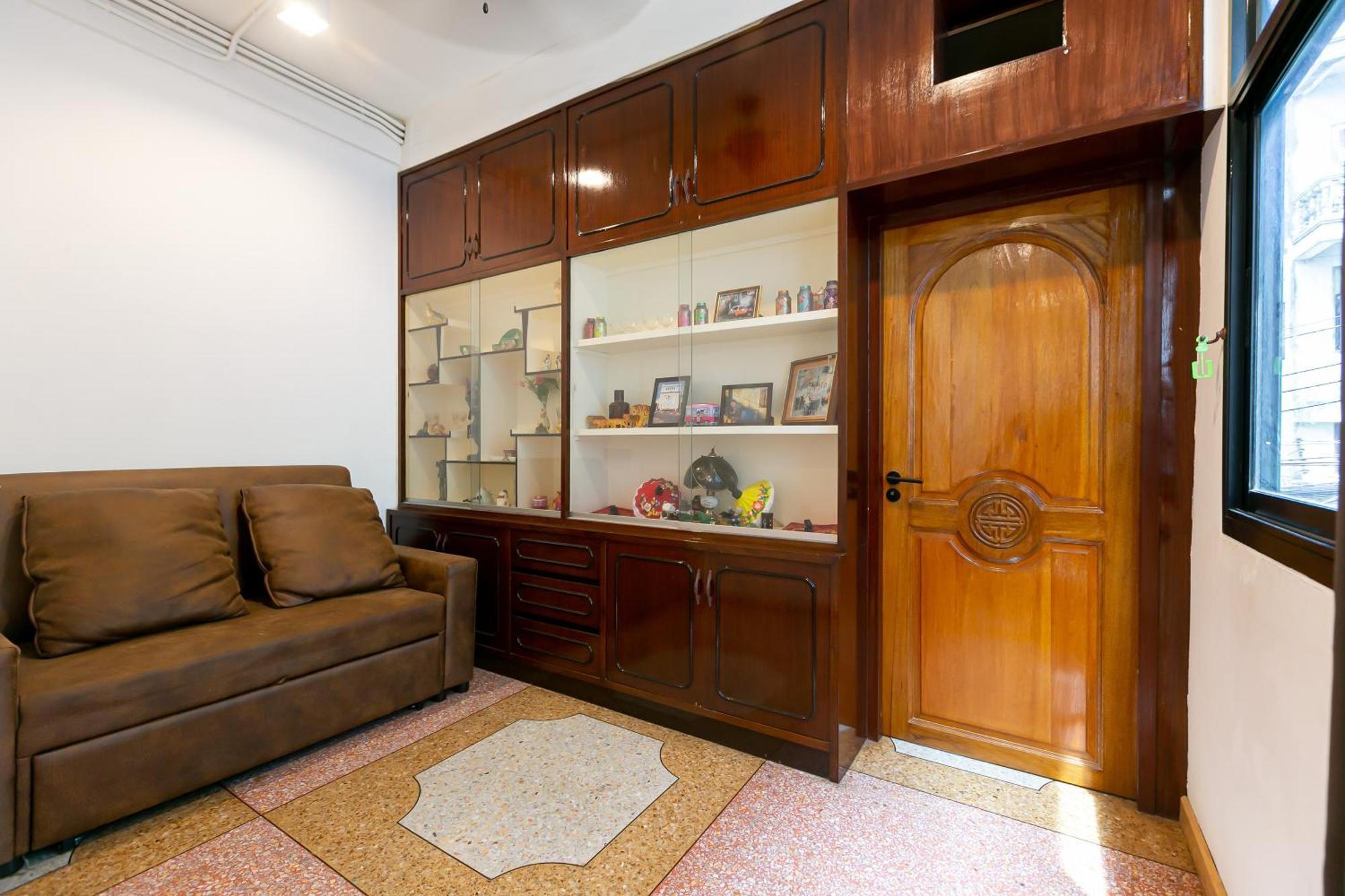 Taladnoi Paint House Hostel กรุงเทพมหานคร ภายนอก รูปภาพ